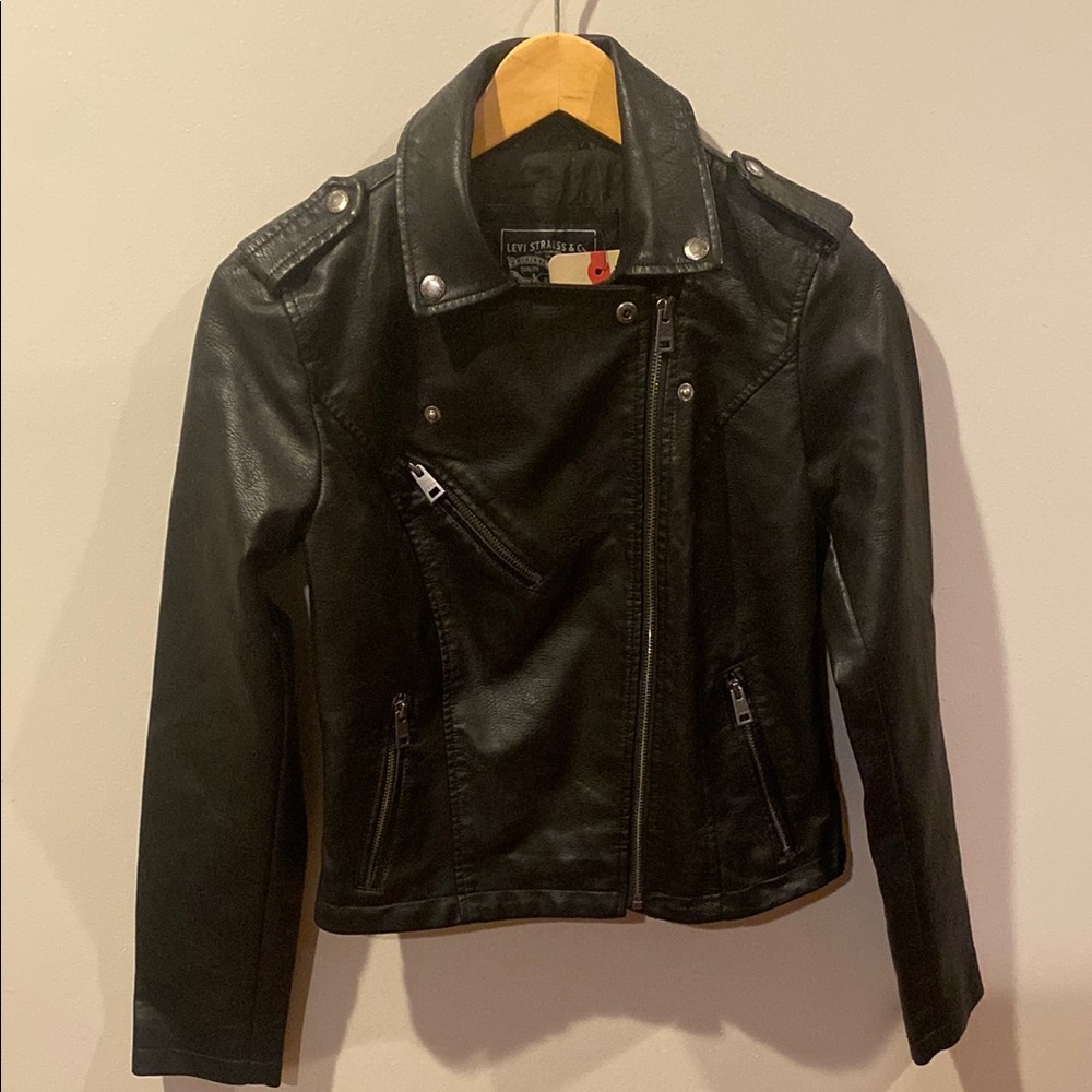 Levi's Black Leather Cropped Jacket with Wide Collar - Picture 4 of 10